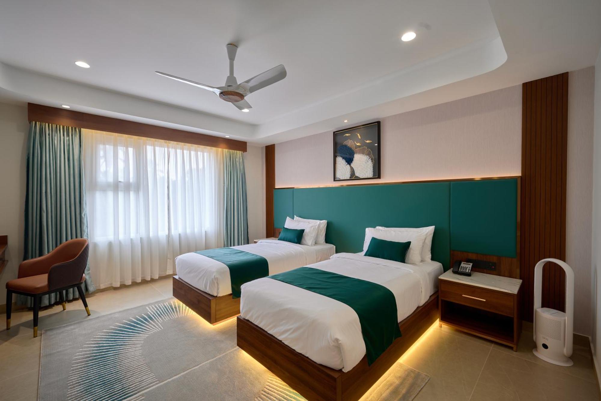 Kowju Airport Hotel Calicut Kondotty Extérieur photo